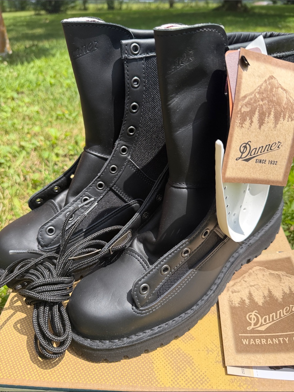 Brand new in box with tags Danner Acadia black 200G Boots size 10 - Picture 3 of 7